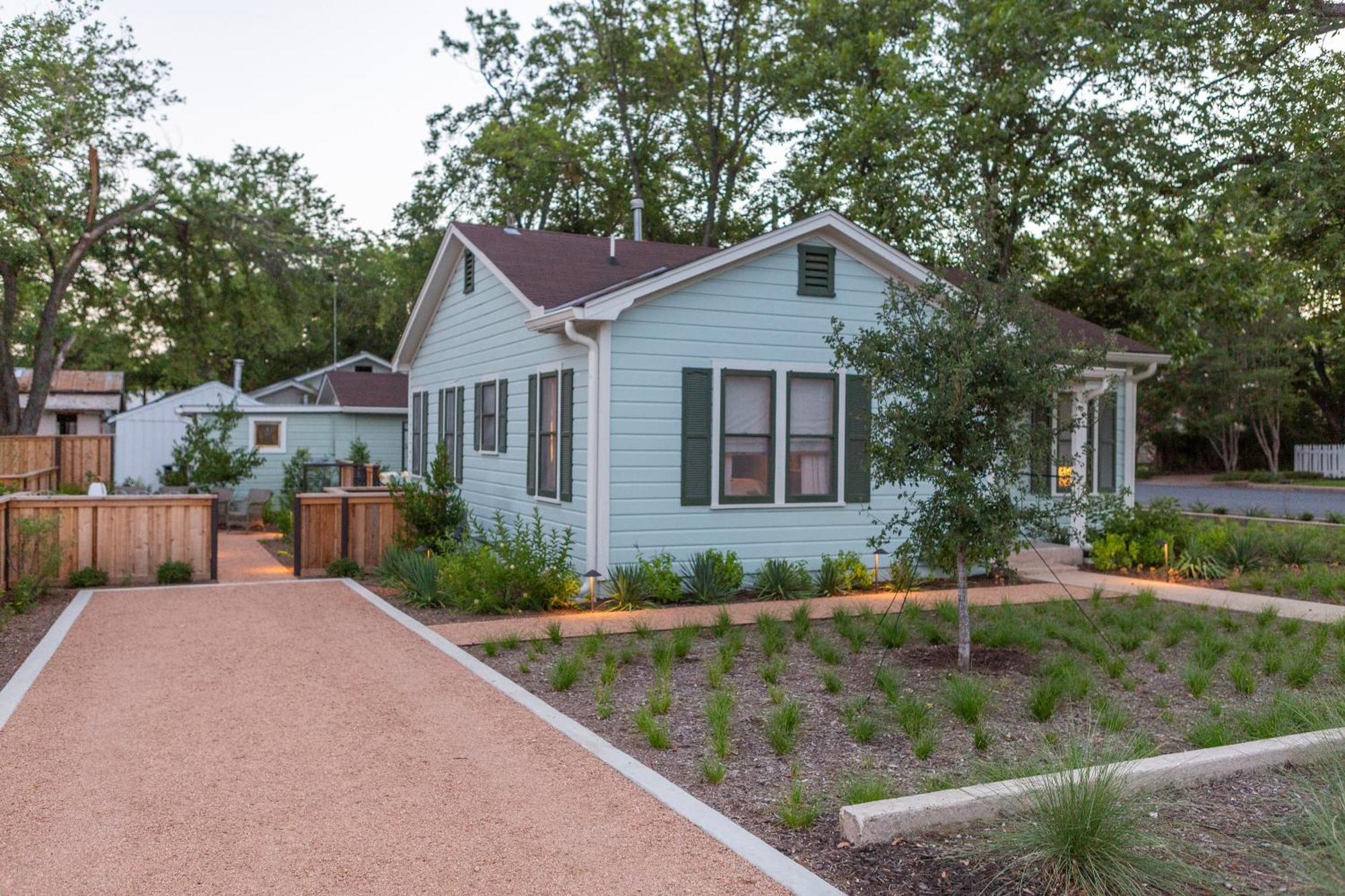The Menagerie Bed & Breakfast Fredericksburg Exterior photo